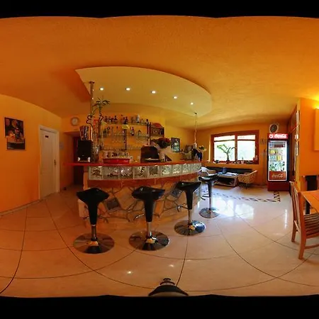 Fortuna Panzio Guest house 2*