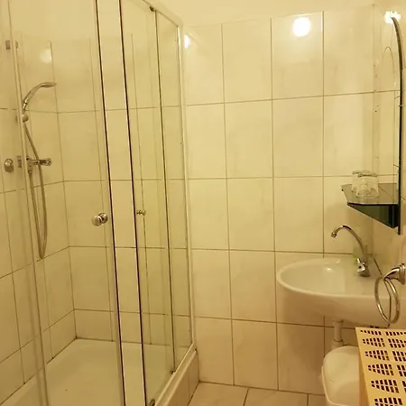 Fortuna Panzio Guest house 2*
