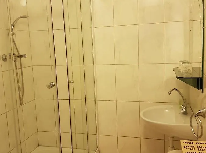 Fortuna Panzio Pensionat 3*